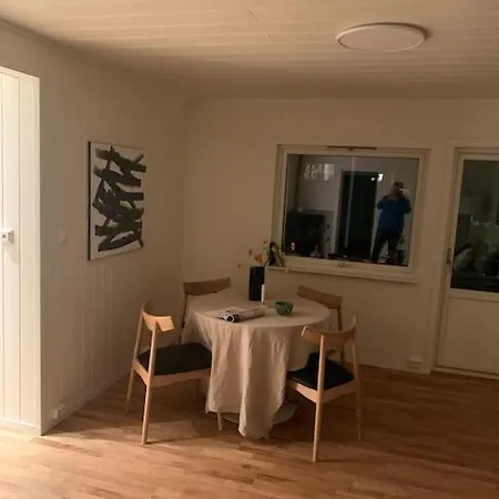 Fin Leilighet I Tromsdalen. *